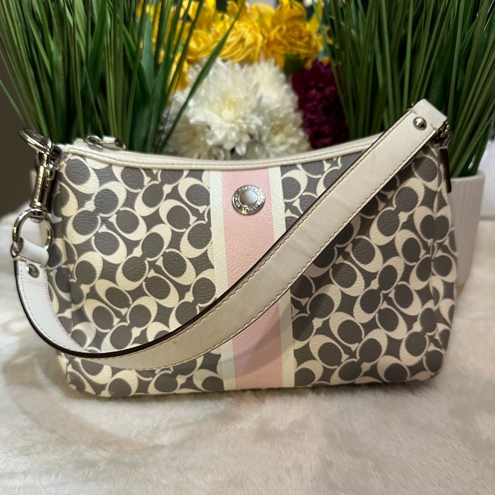 Coach Shoulder Purse - Light pink and grey EUC - silver hardware